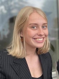 Laura Emilie Jul Christiansen
