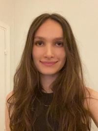 Esther Holst Øksnebjerg