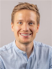 Niklas Groll
