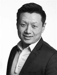 Yunfeng Li